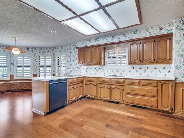 407  Yacht Club Drive , Rockwall Texas 75032