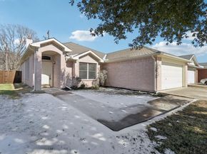 1004  Caliente Drive , Grand Prairie Texas 75051