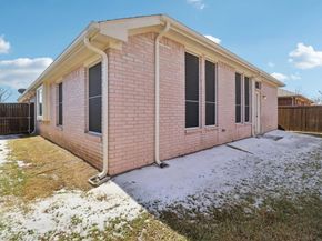 1004  Caliente Drive , Grand Prairie Texas 75051