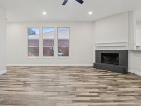 1004  Caliente Drive , Grand Prairie Texas 75051