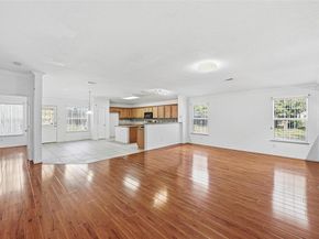 309  Moonlight Drive , Euless Texas 76039