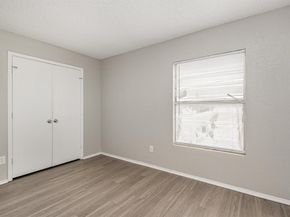 912  Brae Loch Drive , Dallas Texas 75217