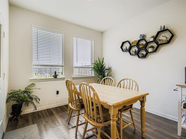 806  Sitwell Drive , Fate Texas 75087