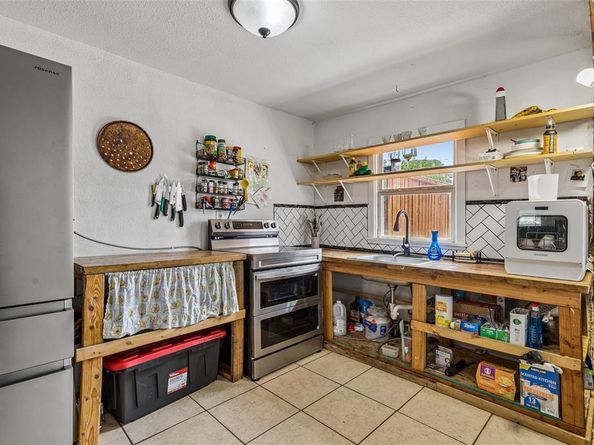 2721  Jeff Street , Fort Worth Texas 76111