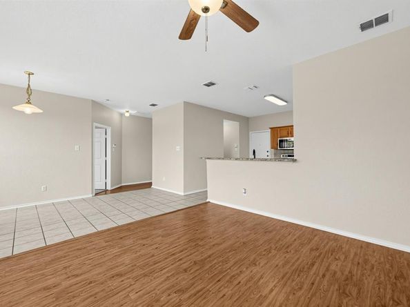 1400  Mountain Air Trail , Fort Worth Texas 76131