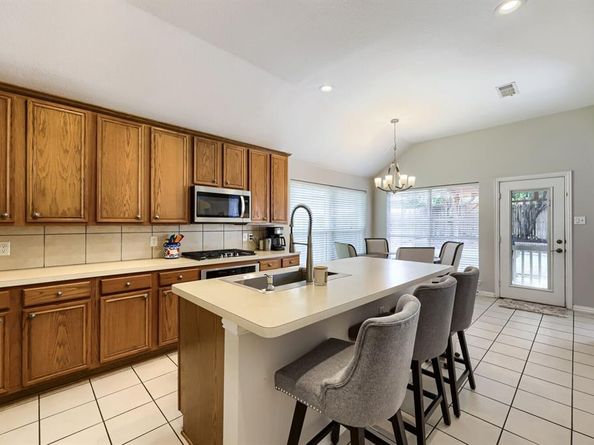 2302  Hodges Place , Mansfield Texas 76063