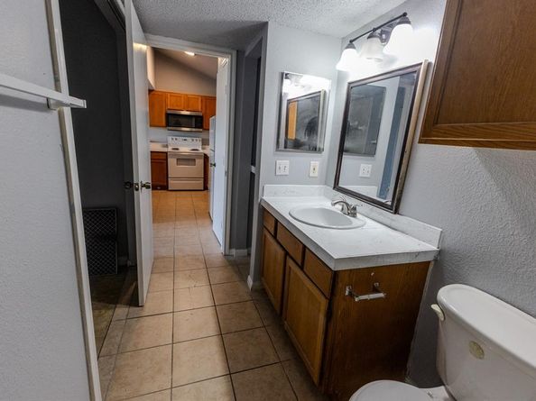 6108  Abrams Road  128, Dallas Texas 75231