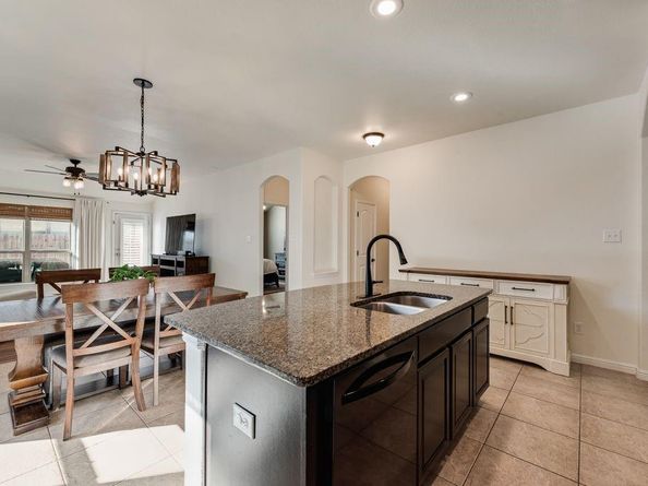 517  Goldstone Lane , Fort Worth Texas 76131