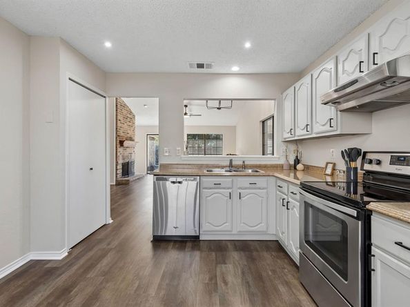 1805  Creekside Court , Garland Texas 75040