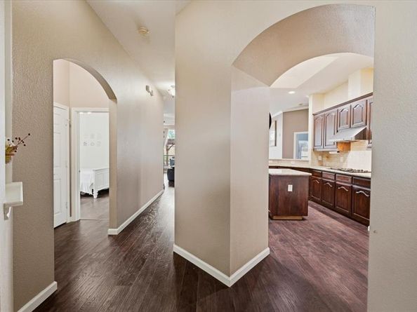 3135  Guadaloupe  , Grand Prairie Texas 75054