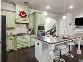 4919  Dominion Boulevard , Irving Texas 75038
