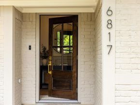 6817  Ledyard Drive , Dallas Texas 75248
