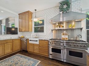 716 W Oak Street , Denton Texas 76201