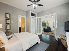 716 W Oak Street , Denton Texas 76201