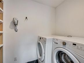 2707  Burlington Boulevard , Dallas Texas 75211