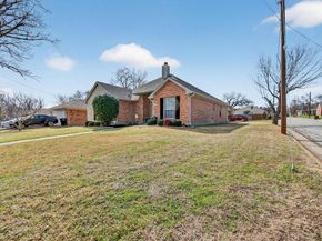 2700  Pollard Street , Fort Worth Texas 76112