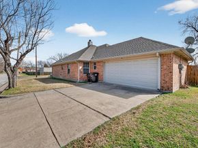 2700  Pollard Street , Fort Worth Texas 76112