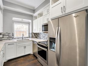 4511  Gilbert Avenue  108, Dallas Texas 75219