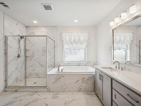 648  Courtyard Lane , Irving Texas 75039