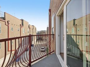 1511  Bluff Ridge Way , Dallas Texas 75206