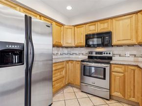 8522  Park Lane  6, Dallas Texas 75231