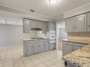 1602  Glen Avenue , Dallas Texas 75216