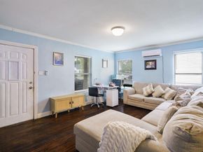 731  Dover Street , Dallas Texas 75216