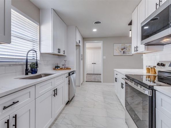 8908  Sorrento Street , Dallas Texas 75228