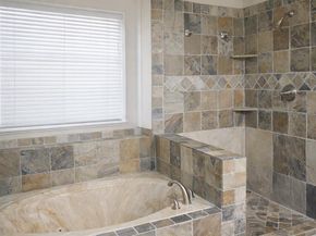 1005  Twin Creek Drive , DeSoto Texas 75115