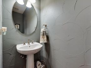 226  Venice Trail , Lewisville Texas 75067