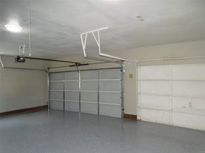 909  Hickory Knob Circle , Cedar Hill Texas 75104