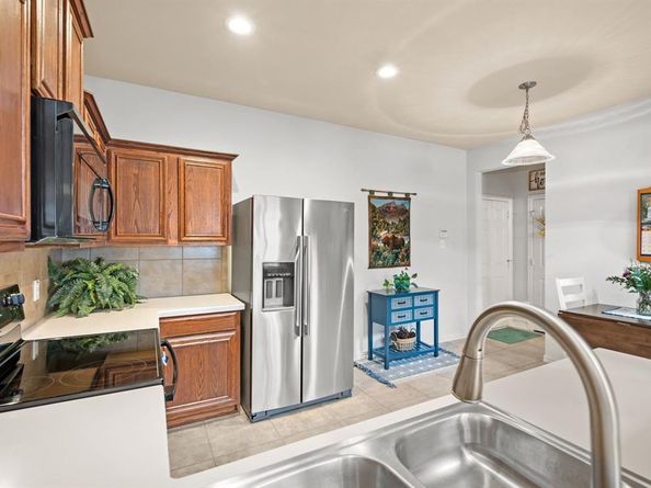 6816  Pascal Way  B9, Fort Worth Texas 76137