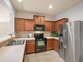 6816  Pascal Way  B9, Fort Worth Texas 76137