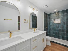 512  Shadowbrook Lane , Hurst Texas 76053