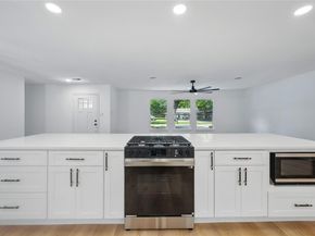 512  Shadowbrook Lane , Hurst Texas 76053