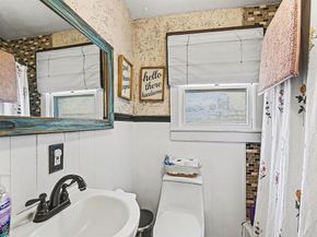 629  Alameda Road , Azle Texas 76020