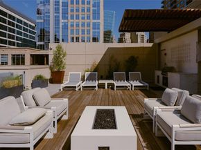 2025  Woodall Rodgers Freeway  51, Dallas Texas 75201