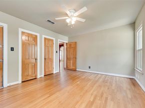 4616  Calmont Avenue , Fort Worth Texas 76107