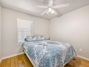 304  Valley Forge Lane , Arlington Texas 76002