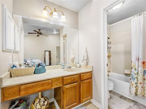 304  Valley Forge Lane , Arlington Texas 76002