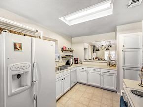 304  Valley Forge Lane , Arlington Texas 76002