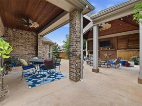 1133  Burnett Drive , Lantana Texas 76226