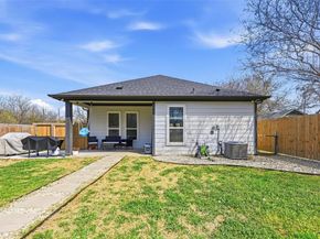 3215  Bill Harrod Street , Dallas Texas 75212