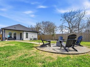 3215  Bill Harrod Street , Dallas Texas 75212