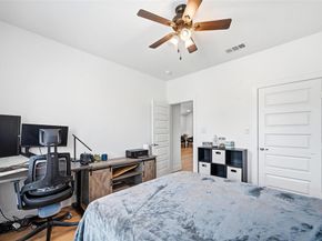 3215  Bill Harrod Street , Dallas Texas 75212