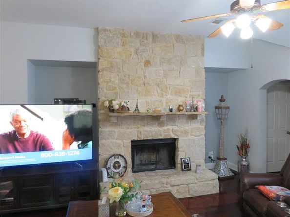 6950  Shoreview Drive , Grand Prairie Texas 75054