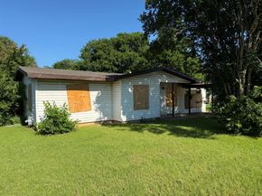 3408 S Hughes Avenue , Fort Worth Texas 76119