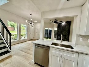 5757  Martel Avenue  B06, Dallas Texas 75206