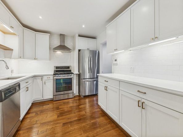 2309  Prichard Lane , Dallas Texas 75227