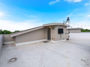 3930  Bowser Avenue  12, Dallas Texas 75219